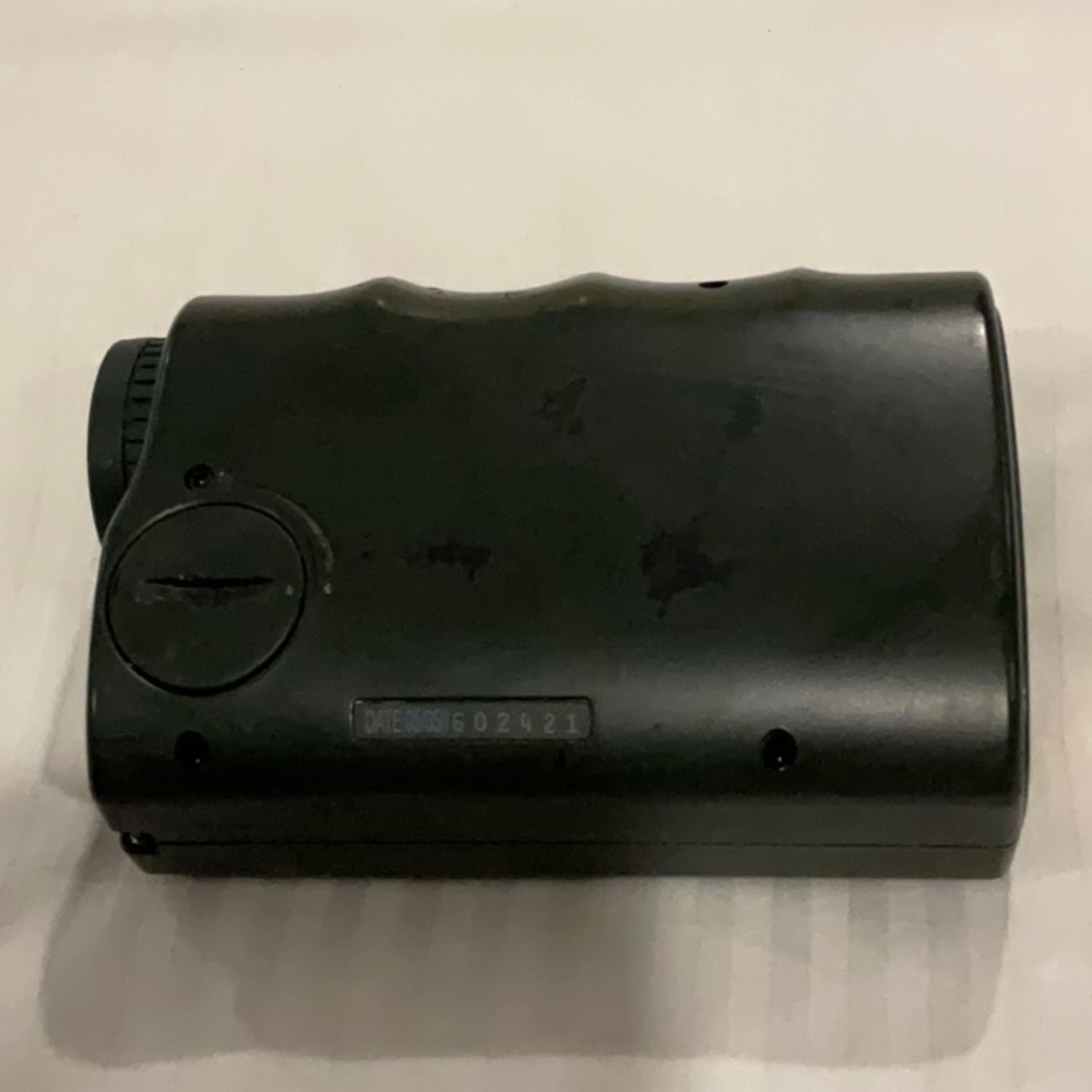 BUSHNELL LASER FAIRWAY FINDER TO DETECT HOW FAR THE FAIRWAY IS OR ANYTHI… - Picture 7 of 16